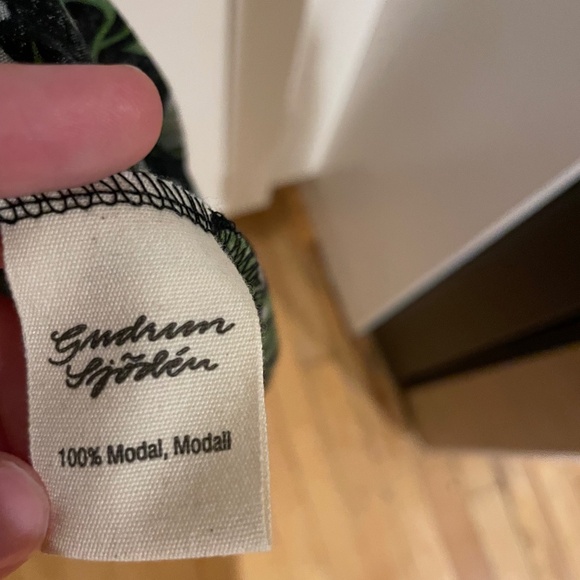 Size Large Gudrun Sjoden Modal short black dress w/ multicolor floral design - Picture 4 of 4